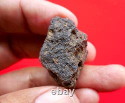 10.75 g AOUELLOUL IMPACT GLASS from Meteorite impact Mauritania