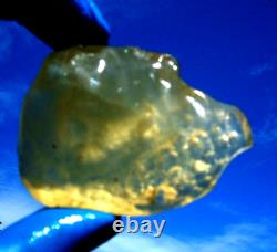 Libyan Desert Glass Meteorite Tektite impact Dimples (460 crt) Soft Flat Gem