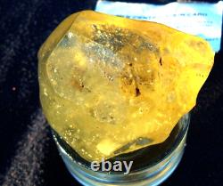 Libyan Desert Glass Meteorite Tektite impact Dimples (820 crt) Dark inside Gem