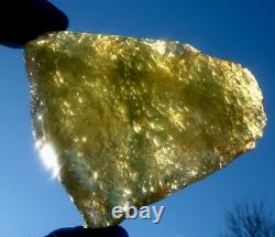 Libyan Desert Glass Meteorite Tektite impact specimen(1100 crt)Fully Green Gem