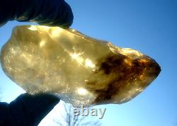 Libyan Desert Glass Meteorite Tektite impact specimen(1100 crt) Soft Dark Gem