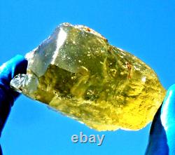 Libyan Desert Glass Meteorite Tektite impact specimen(1150 crt) Big Green Gem