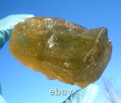 Libyan Desert Glass Meteorite Tektite impact specimen(1150 crt)stand alone Green