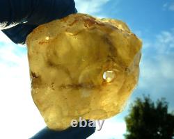 Libyan Desert Glass Meteorite Tektite impact specimen(1200 crt) Natural Hole