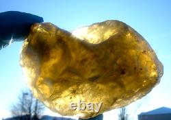 Libyan Desert Glass Meteorite Tektite impact specimen(1300 ct)Dimples Dark Gem