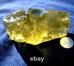 Libyan Desert Glass Meteorite Tektite impact specimen(1625 crt)Super Green AAAA