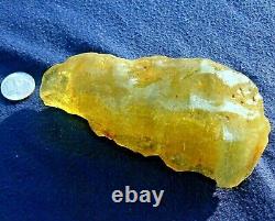 Libyan Desert Glass Meteorite Tektite impact specimen(1630 crt)dimples (0.3 Kg)