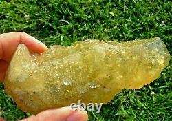 Libyan Desert Glass Meteorite Tektite impact specimen(1630 crt)dimples (0.3 Kg)