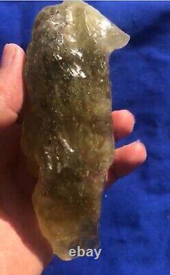 Libyan Desert Glass Meteorite Tektite impact specimen(1630 crt)dimples (0.3 Kg)