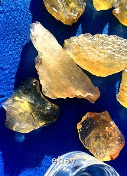 Libyan Desert Glass Meteorite Tektite impact specimen(2000 ct)Medium Gem Lot#40