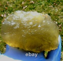 Libyan Desert Glass Meteorite Tektite impact specimen(2300 crt)Dimple Green Gem