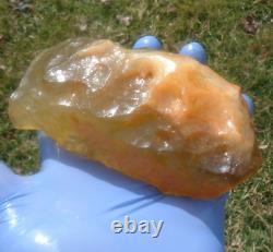 Libyan Desert Glass Meteorite Tektite impact specimen(2300 crt) Nice Color