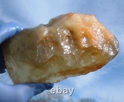 Libyan Desert Glass Meteorite Tektite impact specimen(2300 crt) Nice Color