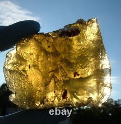 Libyan Desert Glass Meteorite Tektite impact specimen(2560 crt)Super Gem Green