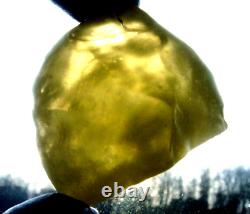 Libyan Desert Glass Meteorite Tektite impact specimen(280 crt) Dimples Gem AAAA