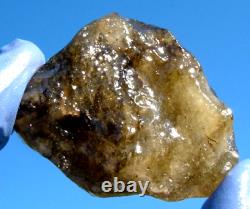 Libyan Desert Glass Meteorite Tektite impact specimen(300 crt)Very Dark Green