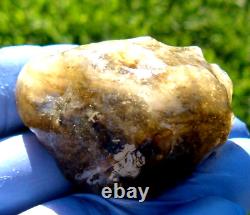 Libyan Desert Glass Meteorite Tektite impact specimen(300 crt)Very Dark Green