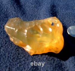 Libyan Desert Glass Meteorite Tektite impact specimen(340 crt)Natural Hole