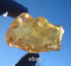 Libyan Desert Glass Meteorite Tektite impact specimen(340 crt)Natural Hole