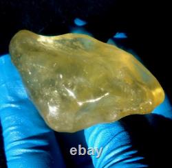 Libyan Desert Glass Meteorite Tektite impact specimen(375 crt)Soft Gem Top AAAA