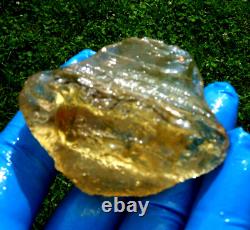 Libyan Desert Glass Meteorite Tektite impact specimen(390 crt) 2 Natural holes