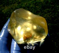 Libyan Desert Glass Meteorite Tektite impact specimen(425 crt)Soft yellow AAAA+