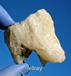 Libyan Desert Glass Meteorite Tektite impact specimen(425 ct) White Nice Shape