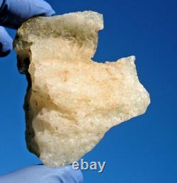 Libyan Desert Glass Meteorite Tektite impact specimen(425 ct) White Nice Shape