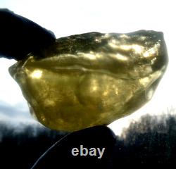 Libyan Desert Glass Meteorite Tektite impact specimen(430 crt) Soft Gem AAAAA