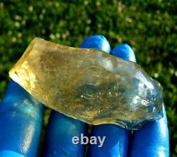 Libyan Desert Glass Meteorite Tektite impact specimen(430 crt)dimples yellow Gem