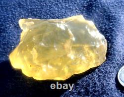 Libyan Desert Glass Meteorite Tektite impact specimen(450 crt)Dimples Best Gem