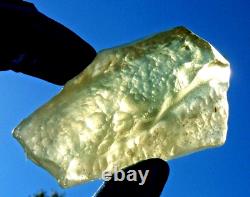 Libyan Desert Glass Meteorite Tektite impact specimen(465 crt)Dimples Gem AAA+