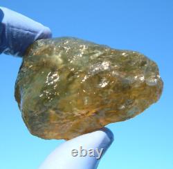 Libyan Desert Glass Meteorite Tektite impact specimen(485 crt)Dark Gem AAAA+