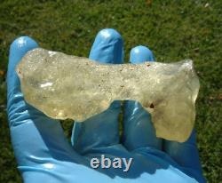 Libyan Desert Glass Meteorite Tektite impact specimen(505 crt)very unique shape