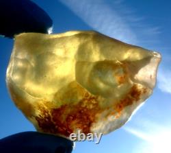 Libyan Desert Glass Meteorite Tektite impact specimen(515 ct) Big Natural Hole