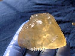 Libyan Desert Glass Meteorite Tektite impact specimen(540 crt)Dimples Super Gem