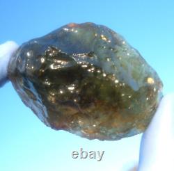 Libyan Desert Glass Meteorite Tektite impact specimen(540 crt)Very Dark Green