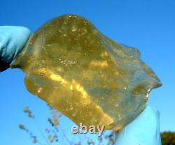 Libyan Desert Glass Meteorite Tektite impact specimen(540 crt) yellow Gem AAAAA