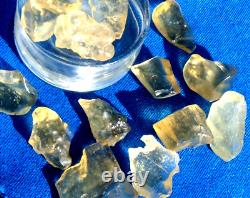 Libyan Desert Glass Meteorite Tektite impact specimen(550 crt)Small Gems Lot#14