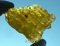 Libyan Desert Glass Meteorite Tektite impact specimen(550 crt)super Green Gem