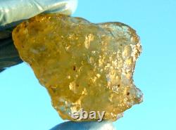 Libyan Desert Glass Meteorite Tektite impact specimen(550 crt)super Green Gem