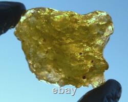 Libyan Desert Glass Meteorite Tektite impact specimen(550 crt)super Green Gem