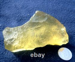 Libyan Desert Glass Meteorite Tektite impact specimen (555 crt)Dimples Top AAA