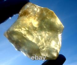 Libyan Desert Glass Meteorite Tektite impact specimen(575 crt)Dimples Gem AAAAA