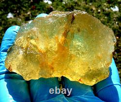 Libyan Desert Glass Meteorite Tektite impact specimen(580 crt) 2 Natural Holes