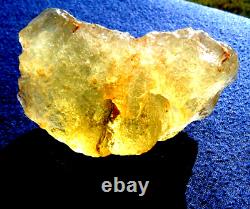 Libyan Desert Glass Meteorite Tektite impact specimen(580 crt) 2 Natural Holes