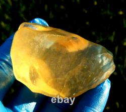 Libyan Desert Glass Meteorite Tektite impact specimen(585 crt) Soft Gem AAAA