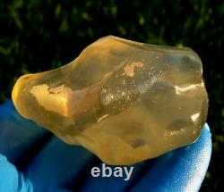 Libyan Desert Glass Meteorite Tektite impact specimen(585 crt) Soft Gem AAAA