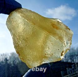 Libyan Desert Glass Meteorite Tektite impact specimen(630 crt)Dimples Gem