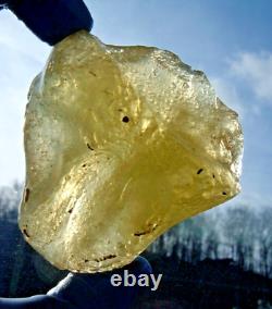 Libyan Desert Glass Meteorite Tektite impact specimen(630 crt)Dimples Gem